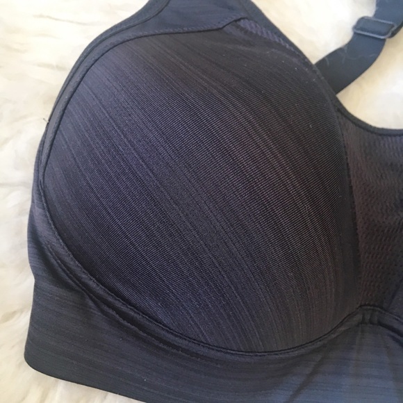 Champion Dark Grey Women’s Hook Clasp Sports Bra - Picture 2 of 7